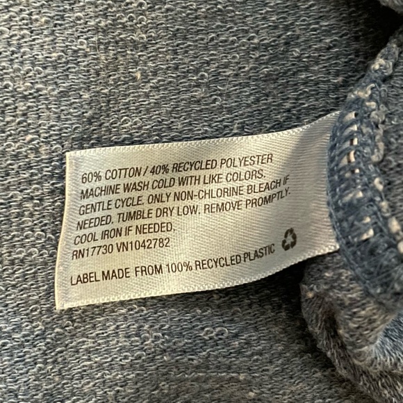 Universal Thread Women’s Short Sleeve French Terry Henley Top, Blue Size Small - Picture 10 of 10